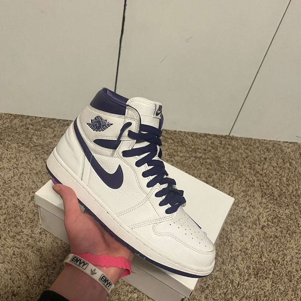 Jordan 1 ‘Purple Metallic’